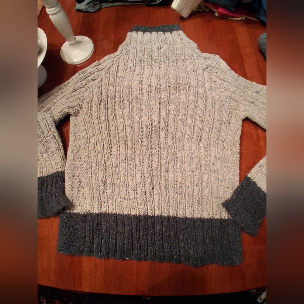 Women's Raglan Turtleneck With Contrast Ribs - Picture 2 of 2